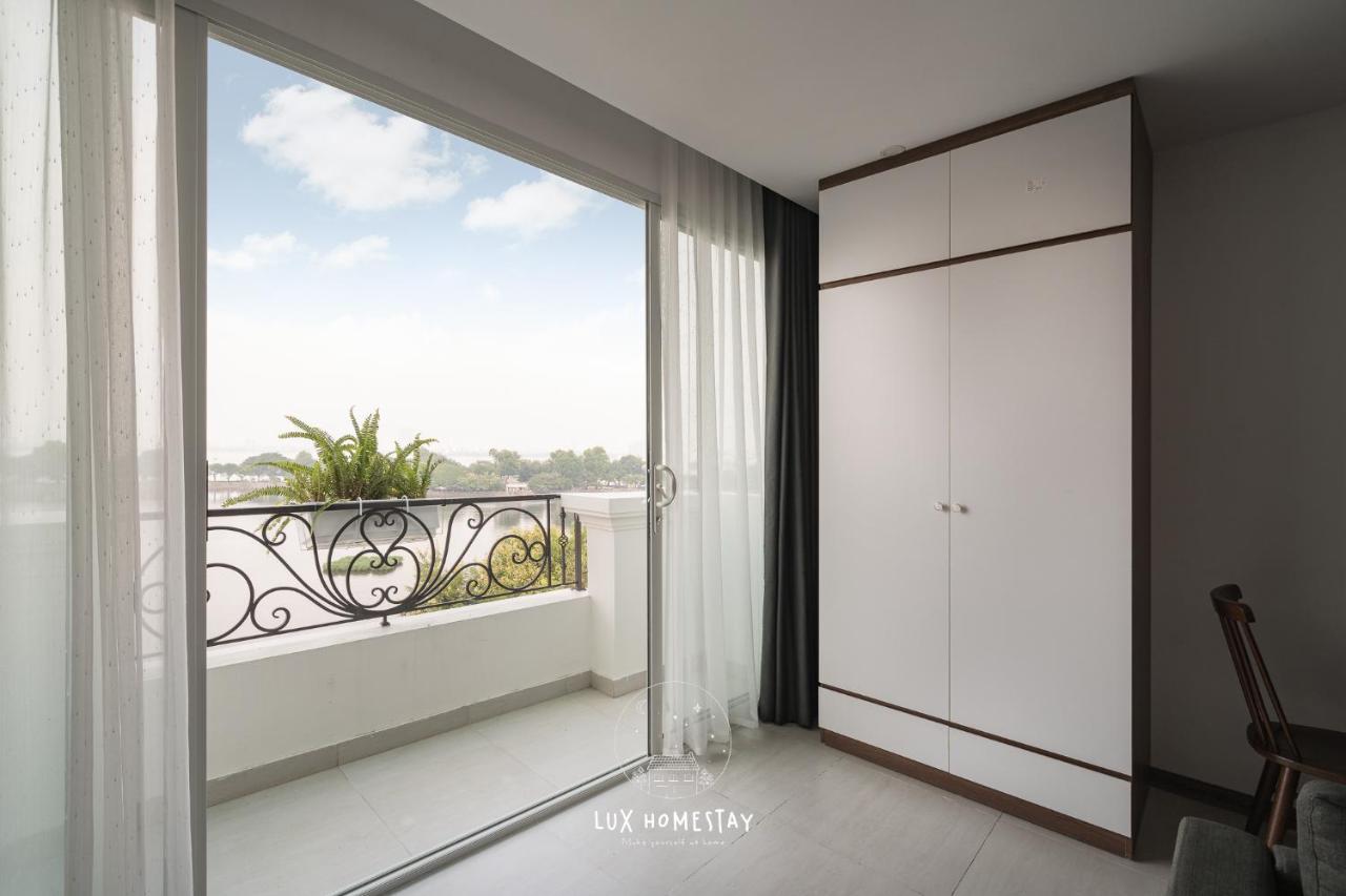 Hotel Lux Westlake Hanoi
